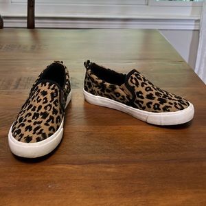 Girl leopard print sneakers